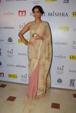 Sonam Kapoor at Rahul Mishra celebrates 6 years in fashion with Grazia in Taj Lands End on 26th June 2014 (503)_53ad778b58b66.JPG