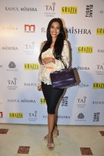 at Rahul Mishra celebrates 6 years in fashion with Grazia in Taj Lands End on 26th June 2014 (297)_53ad76a1df35b.JPG