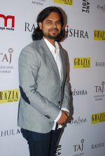 at Rahul Mishra celebrates 6 years in fashion with Grazia in Taj Lands End on 26th June 2014 (389)_53ad76c4c148e.JPG