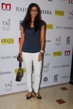 at Rahul Mishra celebrates 6 years in fashion with Grazia in Taj Lands End on 26th June 2014 (394)_53ad76c54a88a.JPG
