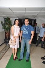 Salman Khan, Jacqueline Fernandez at Sidharth Malhotra success bash at home in Mumbai on 28th June 2014 (79)_53af7e5a2c87f.JPG