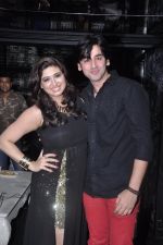 vahbiz dorabajee and Shashank Vyas at Vivian Dsena_s birthday party in Villa 69, Mumbai on 28th June 2014_53b2a1b9c8777.jpg