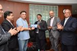 Rishi Kapoor launches IDBI bank in Mumbai on 1st July 2014 (30)_53b3e9e0f3827.JPG