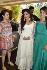 Chitrangada Singh at Glamour jewellery exhibition opening in Mumbai on 4th July 2014 (5)_53b76c11df4a9.JPG