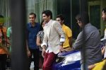 Vijender Singh snapped post photo shoot for magazine in Bandra on 5th July 2014 (4)_53b930119d70f.JPG