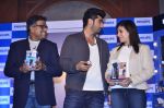 Arjun Kapoor as brand ambassador of Philips India for its male grooming range on 7th July 2014 (26)_53bb9b1c2963d.JPG