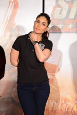 Kareena Kapoor at the Trailer launch of Singham Returns on 11th July 2014 (216)_53c185e9509bc.JPG