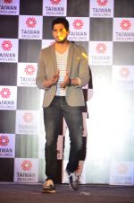 Sidharth Malhotra at Taiwan Excellence launch in ITC Parel on 10th July 2014 (4)_53c17145dc7a0.JPG