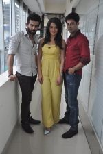Surveen Chawla, Jay Bhanushali, Sushant Singh at Hate Story 2 Photoshoot in Mumbai on 12th July 2014 (47)_53c25a7b707c7.JPG