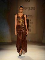 Model at Gaurav Gupta show fOR India Couture Week in Delhi on 18th July 2014 (14)_53cbc22b3b855.jpg