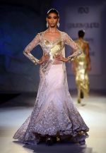 Model at Gaurav Gupta show fOR India Couture Week in Delhi on 18th July 2014 (22)_53cbc24e5477e.jpg