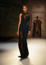 Model at Gaurav Gupta show fOR India Couture Week in Delhi on 18th July 2014 (4)_53cbc04994c0c.jpg