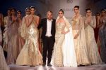 Shraddha Kapoor at Gaurav Gupta show fOR India Couture Week in Delhi on 18th July 2014 (62)_53cbc2e8900f8.jpg