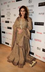 Huma Qureshi walk for Rimple & Harpreet Narula show on final day of India Couture Week in Delhi on 20th July 2014 (37)_53cd49e4d579d.jpg