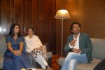 Kajol, Tanuja, Nawazuddin Siddiqui at breast cancer awareness seminar in J W Marriott, Mumbai on 24th July 2014 (9)_53d24f24e262c.jpg