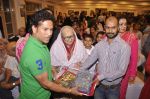 Sachin Tendulkar at Durgapur tribute book launch in CCI on 25th July 2014 (151)_53d312fc61510.JPG