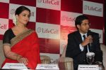 Aishwarya Rai Bachchan At Lifecell Launch Stills in Mumbai on 27th July 2014 (47)_53d5e98b5f3c8.jpg