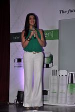 Sonali Bendre at Orliflame launch in Blue Frog, Mumbai on 1st Aug 2014 (119)_53dccd17b7583.JPG