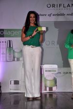Sonali Bendre at Orliflame launch in Blue Frog, Mumbai on 1st Aug 2014 (159)_53dccd2877bd3.JPG
