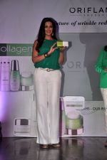 Sonali Bendre at Orliflame launch in Blue Frog, Mumbai on 1st Aug 2014 (160)_53dccd29bd31b.JPG