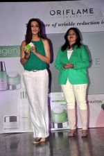 Sonali Bendre at Orliflame launch in Blue Frog, Mumbai on 1st Aug 2014 (169)_53dccd357b4d0.JPG