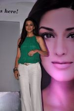Sonali Bendre at Orliflame launch in Blue Frog, Mumbai on 1st Aug 2014 (271)_53dccdb4115d2.JPG