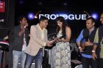at Mirchi Top 20 Awards in Hard Rock Cafe, Mumbai on 1st Aug 2014 (33)_53dccef243208.JPG