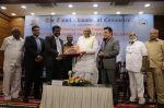 Felicitation to Dr.Kamal Haasan by Chief Guest - H.E. Dr.K.Rosaiah  (25)_53ddd3408aa1d.jpg