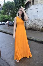 Nargis Fakhri at Portico collection launch in Olive on 4th Aug 2014 (12)_53e1c7cc20a3c.JPG