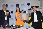 Nargis Fakhri at Portico collection launch in Olive on 4th Aug 2014 (153)_53e1c893906ed.JPG