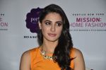 Nargis Fakhri at Portico collection launch in Olive on 4th Aug 2014 (70)_53e1c8201fc17.JPG
