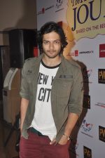 Ali Fazal at Premiere of The 100 foot journey hosted by Om Puri in PVR, Mumbai on 7th Aug 2014 (27)_53e4dc89603fb.JPG