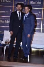 Irrfan Khan, Anil Kapoor in conversation for Johnnie Walker Blue Label in Mumbai on 7th Aug 2014 (50)_53e4d5ca738a6.JPG