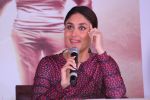 Kareena Kapoor at Singham Returns Promotional Event in Mumbai on 8th Aug 2014 (106)_53e5bb7c75fbe.jpg