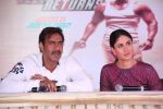 Kareena Kapoor, Ajay Devgan at Singham Returns Promotional Event in Mumbai on 8th Aug 2014 (85)_53e5badbdb892.jpg