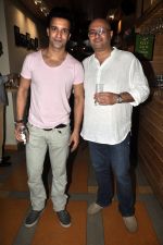 Aamir Ali at Ek Haseena Thi 100 episodes completion at Eddie_s Bistro Pali Hill on 8th Aug 2014 (339)_53e76186752d0.JPG