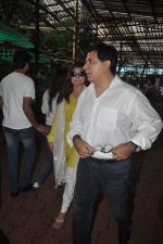 Alka Yagnik at Dharmesh Tiwari_s Chautha in Isckon, Mumbai on 9th Aug 29014 (99)_53e75712ad788.JPG