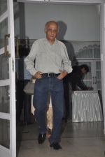 Mukesh Bhatt at Dharmesh Tiwari_s Chautha in Isckon, Mumbai on 9th Aug 29014 (7)_53e757b46df29.JPG