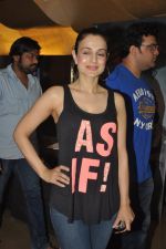 Ameesha Patel at the launch of trailer Ekkees Toppon Ki Salaami in PVR on 11th Aug 2014 (401)_53ea1a8060772.JPG