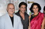 Anupam Kher, Shah Rukh Khan, Neha Dhupia at the launch of trailer Ekkees Toppon Ki Salaami in PVR on 11th Aug 2014 (549)_53ea1cf4c346c.JPG