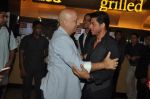 Anupam Kher, Shahrukh Khan at the launch of trailer Ekkees Toppon Ki Salaami in PVR on 11th Aug 2014 (531)_53ea1cfe2a7aa.JPG