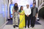Kalol Datta and Nachiket Barve at Bombay Dyeing new home improvement range launch in Tote on 12th Aug 2014 (48)_53eb0b802a4b2.JPG
