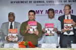 Aamir Khan launches My Marathi book in Santacruz on 13th Aug 2014 (329)_53ec552cdc13d.JPG