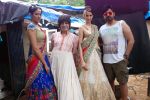 Alecia Raut, Rohit Verma at Rohit Verma_s his newest collection Vrindavan on 14th Aug 2014 (7)_53ede0c18f642.JPG