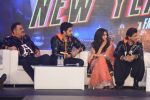 Shahrukh, Deepika, Boman, Farah, Abhishek at the Trailer launch of Happy New Year in Mumbai on 14th Aug 2014 (241)_53edf9add74ac.JPG