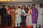 Elli Avram, Bhairavi Goswami, Udit Narayan at special Indian national anthem launch in Palm Grove on 15th Aug 2014 (240)_53ef50dc24806.JPG
