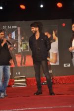Shahid Kapoor at Haider promotions at Umang College festival  in Parle, Mumbai on 15th Aug 2014 (228)_53ef4ac684fdd.JPG