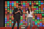 Shraddha Kapoor, Shahid Kapoor at Haider promotions at Umang College festival  in Parle, Mumbai on 15th Aug 2014 (239)_53ef4c7e1d8cd.JPG