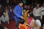Shilpa Shetty, Raj Kundra at Isckon for janmashtami in Juhu, Mumbai on 17th Aug 2014 (253)_53f1a7bee1f59.JPG