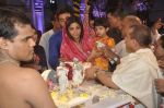 Shilpa Shetty, Raj Kundra at Isckon for janmashtami in Juhu, Mumbai on 17th Aug 2014 (338)_53f1a924a6776.JPG